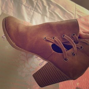 Brown booties size 5.5